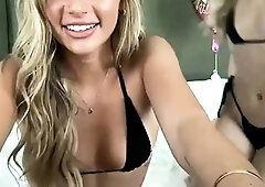 Leah_luxxh chaturbate live