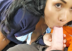 Amateurs Thai mom suck BWC in the car