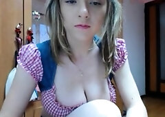Amateur Webcam Teen Masturbates And Teases