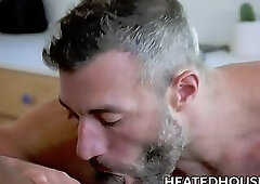 A peeping hunk gets turned on when another hunk undresses