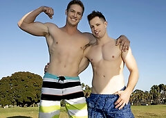 Fit hunks Dean and Jax enjoying raw anal