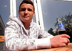 Outdoor ass fuck video featuring a big booty amateur