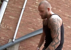 MenOfUK.com - Muscle Harley Everett getting facial in collar