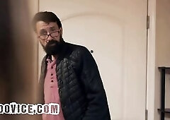 Tourist Trapped - Athena Faris