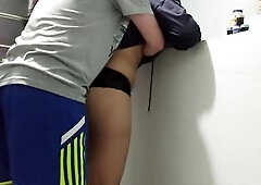 Ella dijo que queria que le follara el coño pero parada