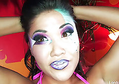 London Keyes Gets a salami For a handle