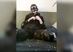 little requested breahatplay during the time that in a pwtsuit