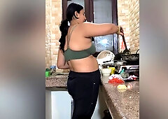 Puja Bhabhi Cooking In Kitchen Full Entertainment