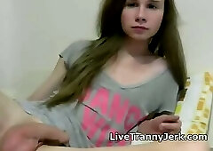 Shemale cutie strokes cums 5070