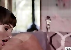 Gorgeous tbabe Natalie Mars anal sex in many angles