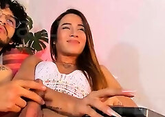 Shemale trannies giving blowjob to dude