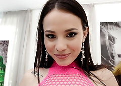 PEE DRINKING DP-Piss Loving Slut Lucy Mendez Gets Pounded During