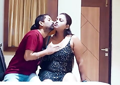 Beautiful Indian plumper heart-stopping xxx scene