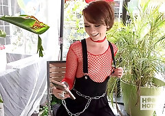 Merciless stud rams slender Lucy Valentineu2019s wettened cunt!