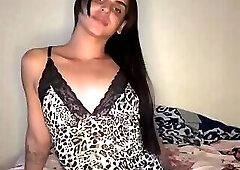 Trans shows her moves on her bed