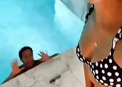 Iris en maillot