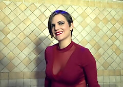 Mel, a naughty girl who doesn't like to wait... - Jacquie et Michel TV