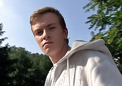 Amateur blonde with a hairy hole takes a huge facial