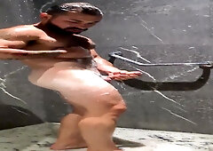 macroba straw in the motel