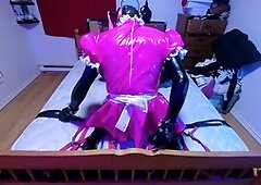 Sissy maid in self-bondage gets stretched and shocked