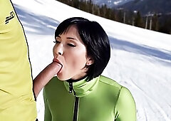 Outdoor. Monica's deepthroat. Sex, blowjobs and unfathomable throating in the cold. Part 1/two. (AI).