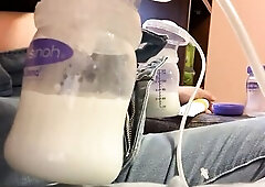 Breastmilk pump time lapse