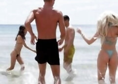 VIXEN Fit Beach Sweethearts Ashby Winter And Eva Generosi Have Sexy Group Sex With 2 Hung Men