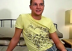 UK twink Mark jerks off and cums on himself in his interview