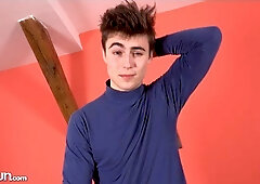 Vito Uris looks stoned but his dick is great