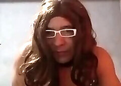 acariciando mi cuerpo