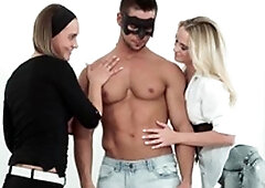 Maskurbate: Vinna Reed threesome