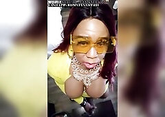 STACKED EBONY CROSSDRESSER JACKING OFF AND CUMMING IN YELLOW