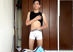 Isak Perverts nails a young guy with a massive rod in the apartment