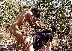 Homeless Latino Str8 chupa o caralho gay na rua