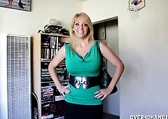 Sexy Breasty mother I'd like to fuck Tugjob