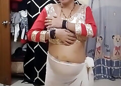 Indian Desi And Aunty Enjoy Sexual Intercourse With Hot Pussy Kiss,hand Job Her,hot Noobs Pussy Kiss