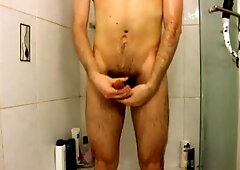 Taking a shower and cumming