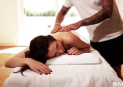 Samantha Bentley rubs her clit as her massage therapist fucks her deep