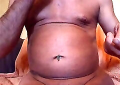 Amateur Dude Changing Piercing Rings