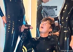 568 rubberboy threesome