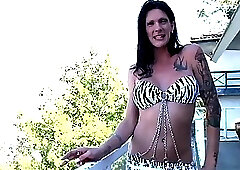 TS hottie Morgan anal date with a hunk