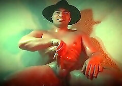 Masturbation of an 18 centimeter penis with the entire muscular body oiled - Cristopher Rebellato Al