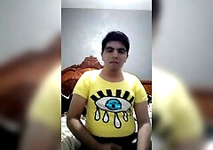 Walk into my mamma's room and use her raiment to masturbate