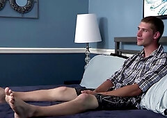 Solo: A Twink's Journey to Find His Sexual Identity