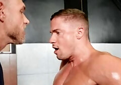 DrillMyHole.com: Tattooed american receives plowing hard