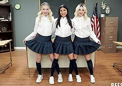 Penelope Woods and Britt Blair are enjoying dick-riding so much