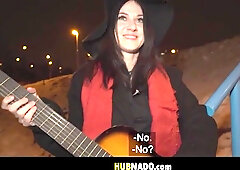 Picking up street artist Melany Mendes