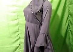 Indian housewife Desi-Queen1 gets stroking and chatting dirty in the bedroom