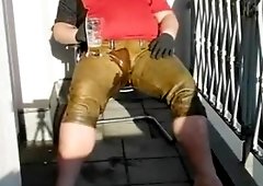 Naughty wetting leatherpant