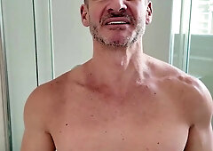 Coachstuds flexing and taunting making you earn a flash